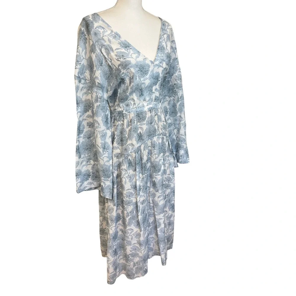 VINCE Dahlia Double V Neck Midi Dress Sz M Blue Floral Cutout Cottage Wedding - Picture 8 of 14